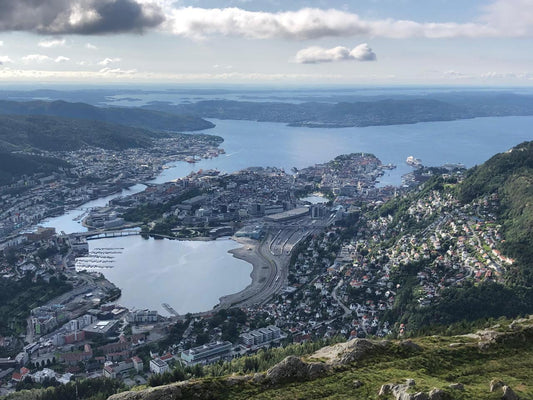 Hike over Bergen like a Local