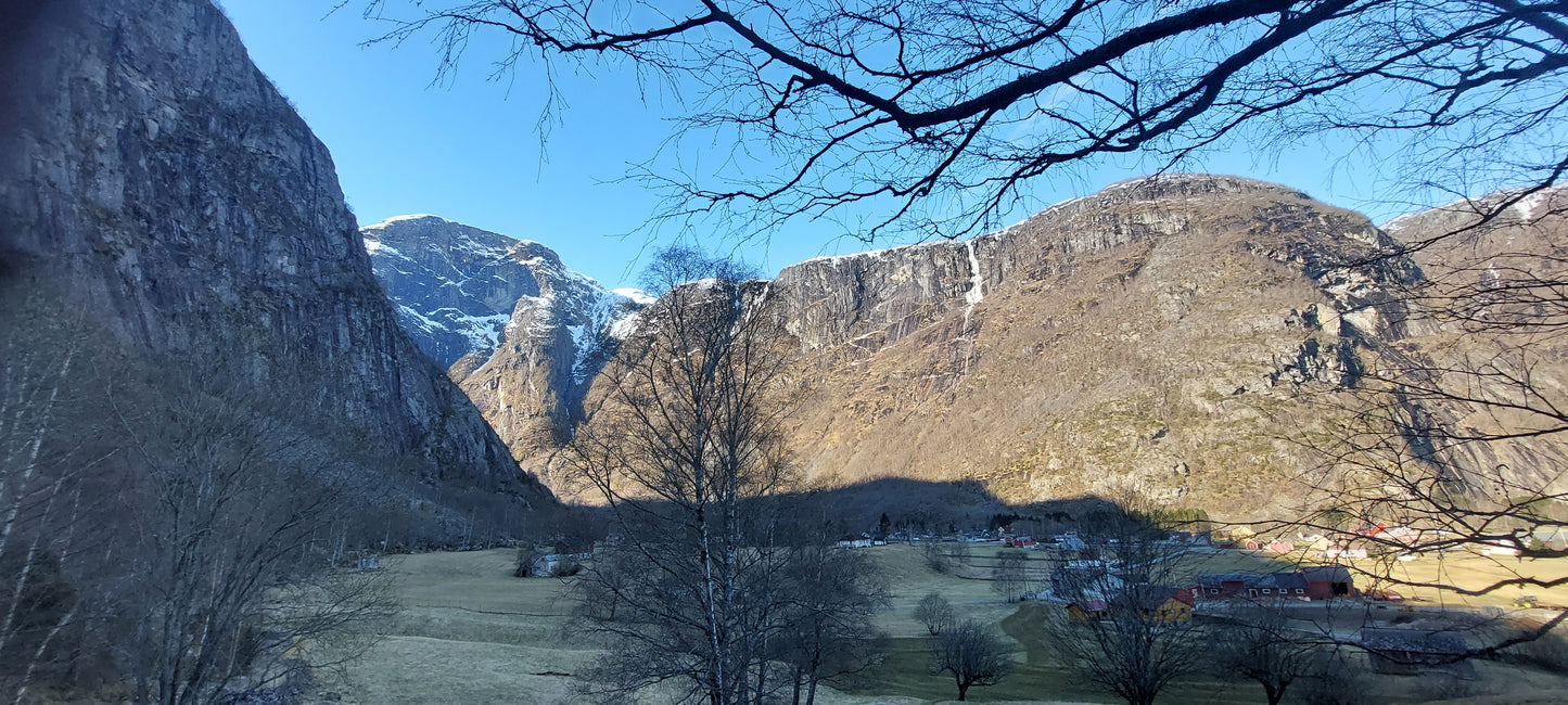 Hiking in the Footsteps of Hardanger Vikings (from Ulvik)