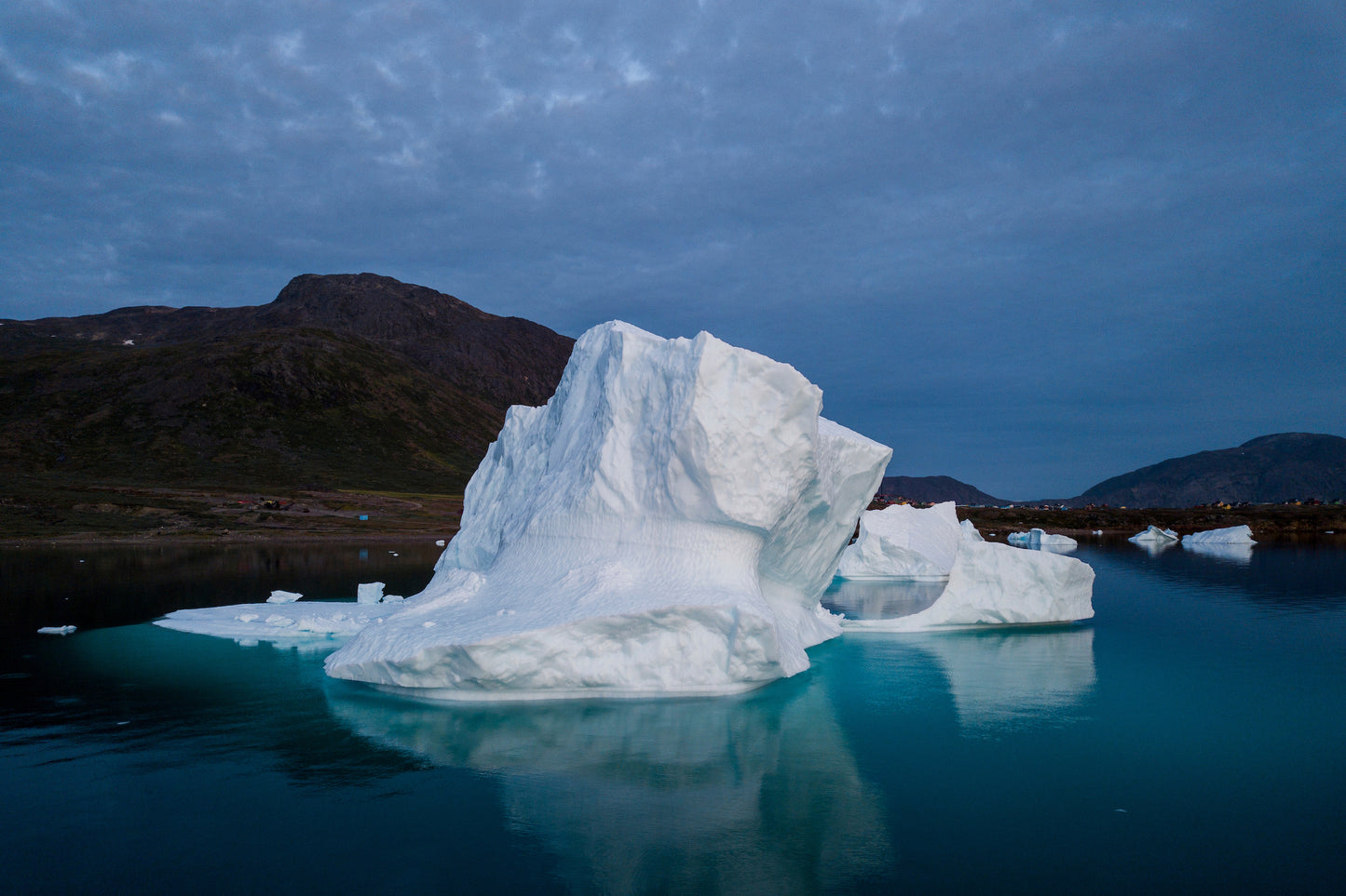 Iceberg Cruise by RIB