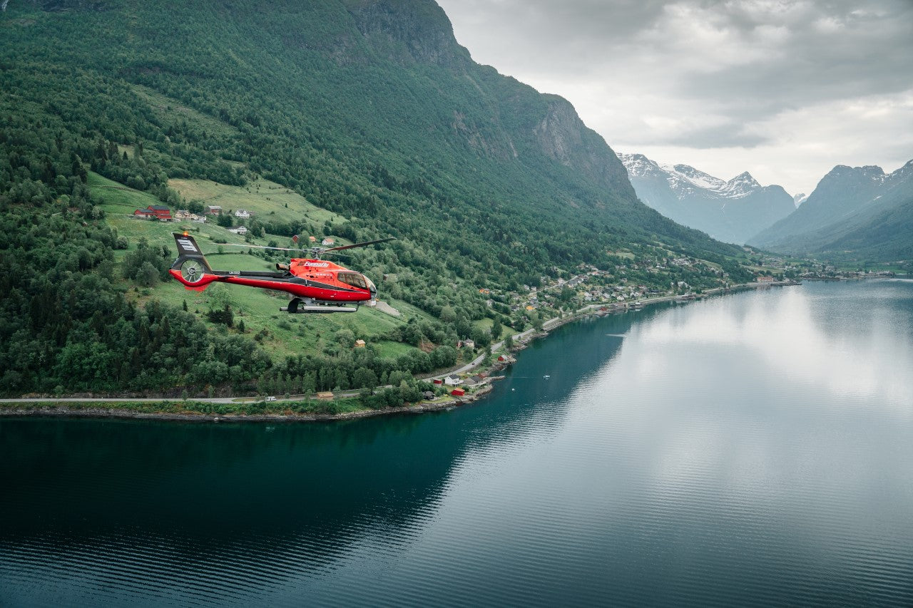 Olden/Loen Heli Flightseeing 60 min