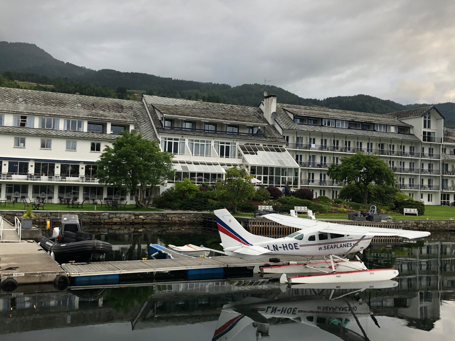 Fjord & Glacier Flightseeing (from Ulvik)