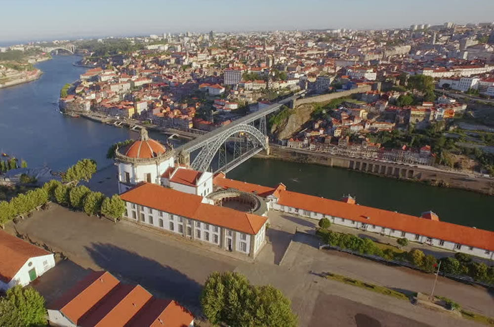 Porto Foz  - Helicopter Flight Along Douro River