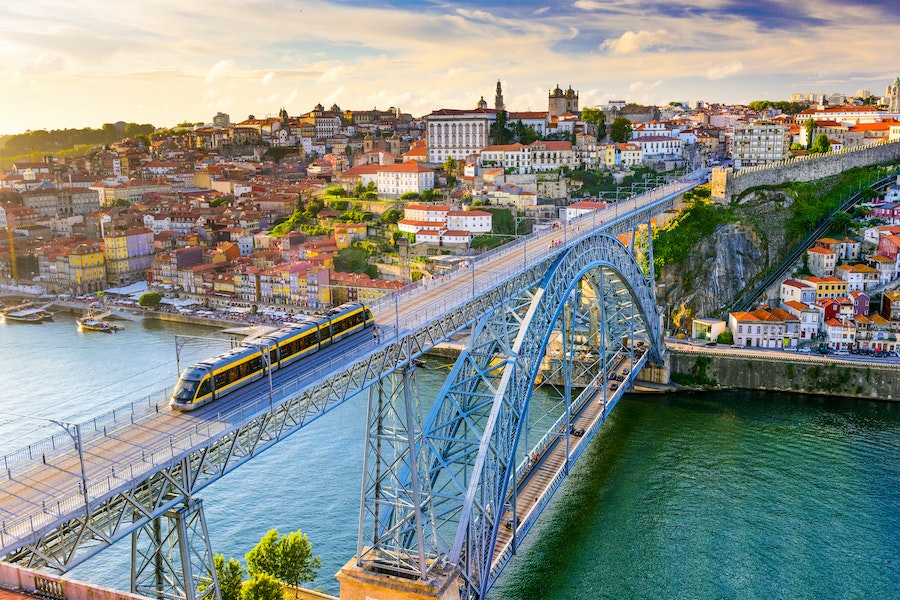 Porto Atlantico - Helicopter Flight Along Douro River